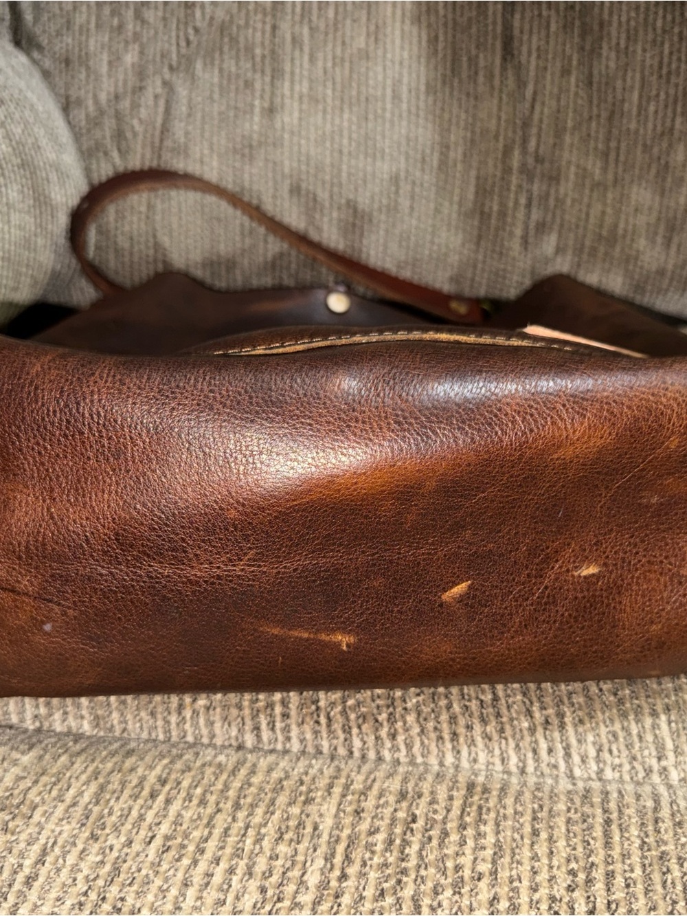 Meanwhile Back One The Farm Mocha Tuscan Leather Carryall & Crossbody - Picture 8 of 10